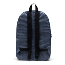 Load image into Gallery viewer, Back panel view of the Raven Crosshatch Daypack. 
