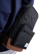Load image into Gallery viewer, Herschel Heritage Crossbody Shoulder Bag - Peacoat/Coffee
