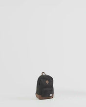 Load and play video in Gallery viewer, Herschel Heritage Backpack - Scarab/Black/Saddle Brown
