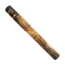 Load image into Gallery viewer, Danitrio GK-11 Genkai &quot;Horaisan&quot; Limited Edition Fountain Pen Capped Side 2
