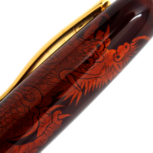 Load image into Gallery viewer, Danitrio BYAG-5 Byakudan-Nuri &quot;Dragon&quot; Fountain Pen -  Cap Close Up
