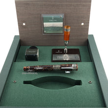 Load image into Gallery viewer, The fountain pen arranged in the green presentation box with the pen stand and ink bottle. 
