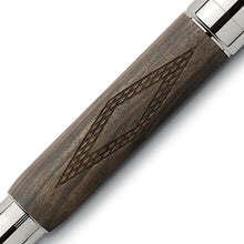 Load image into Gallery viewer, Graf von Faber-Castell - Pen of the Year 2010 - Barrel Side
