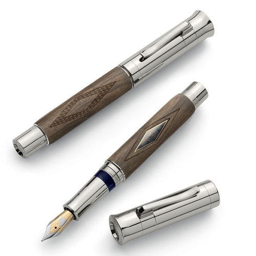 Graf von Faber-Castell - Pen of the Year 2010 Opened and Closed
