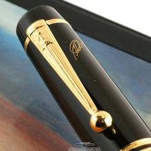 Load image into Gallery viewer, Close up to the clip of the mechanical pencil.

