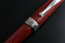 Load image into Gallery viewer, Close up to the cap ring with engraved decorations and Montegrappa logo.
