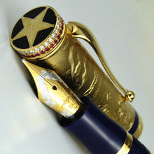 Load image into Gallery viewer, Close up to the fountain pen nib and cap.
