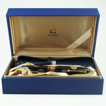 Load image into Gallery viewer, The fountain pen arranged inside the presentation box with the pen case.
