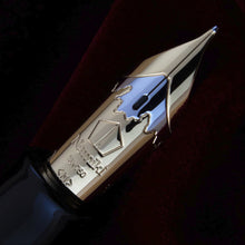 Load image into Gallery viewer, Close up to the fountain pen nib with engraved Mount Fuji, Namiki Logo, 18K-750, <M>
