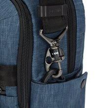 Load image into Gallery viewer, Close up to the removable strap clasp.
