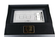 Load image into Gallery viewer, Interior view of the packaging. The area where the plates are have scuff marks.
