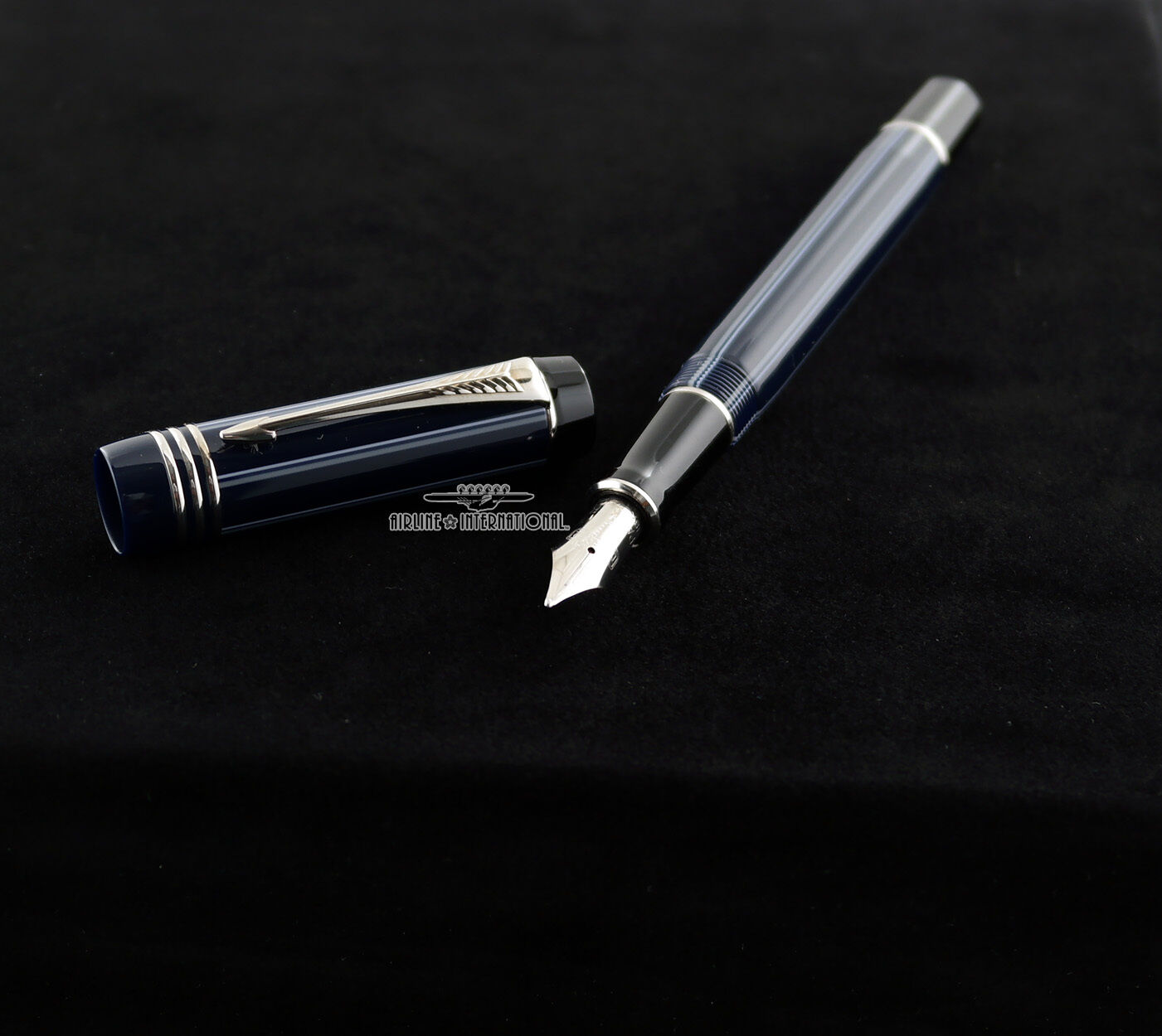 Parker Duofold International Pinstripe Fountain Pen - M | Airline Intl