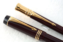 Load image into Gallery viewer, Parker Duofold Burgundy Special Edition Ballpoint &amp; Fountain Pen - Matching Set!
