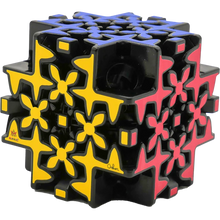 Load image into Gallery viewer, Angled front view of the maltese gearprod
