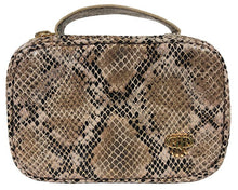 Load image into Gallery viewer, Front view of the jewelry case, closed. 
