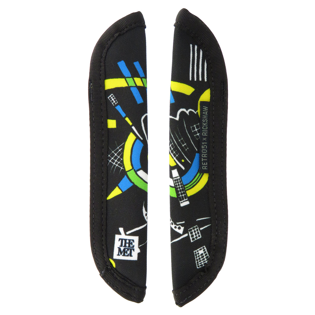 Front and back view of the black pen sleeve with Kandinsky design.