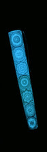 Load image into Gallery viewer, The pen glowing in the dark. 
