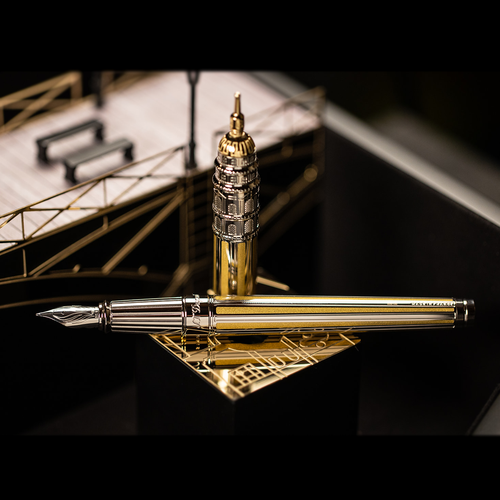 S.T. Dupont Loves Paris Fountain Pen Writing Kit