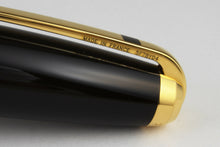 Load image into Gallery viewer, S.T. Dupont Black and Gold Olympio Fountain Pen, Clip Close-Up
