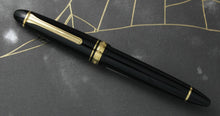 Load image into Gallery viewer, Sailor 1911 with Gold Trim and Nagahara Cross Point Nib, Capped
