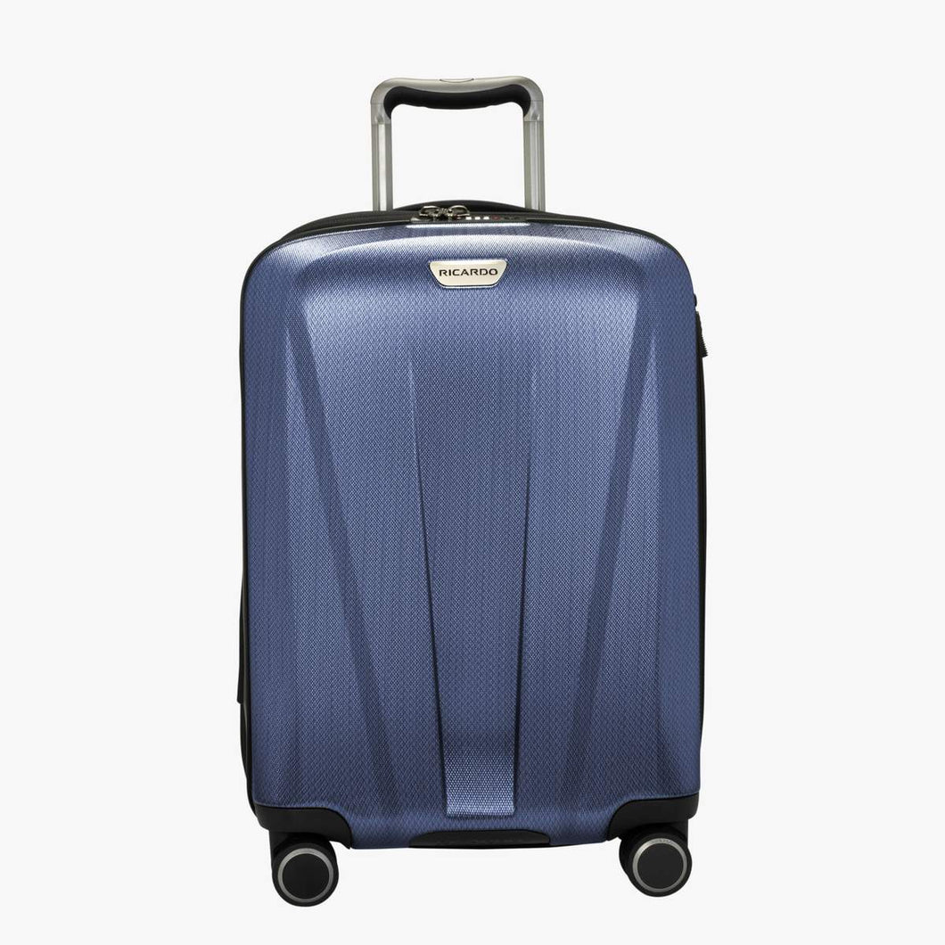 Ricardo San Clemente 2 Carry-On Spinner w/USB Charging Capability