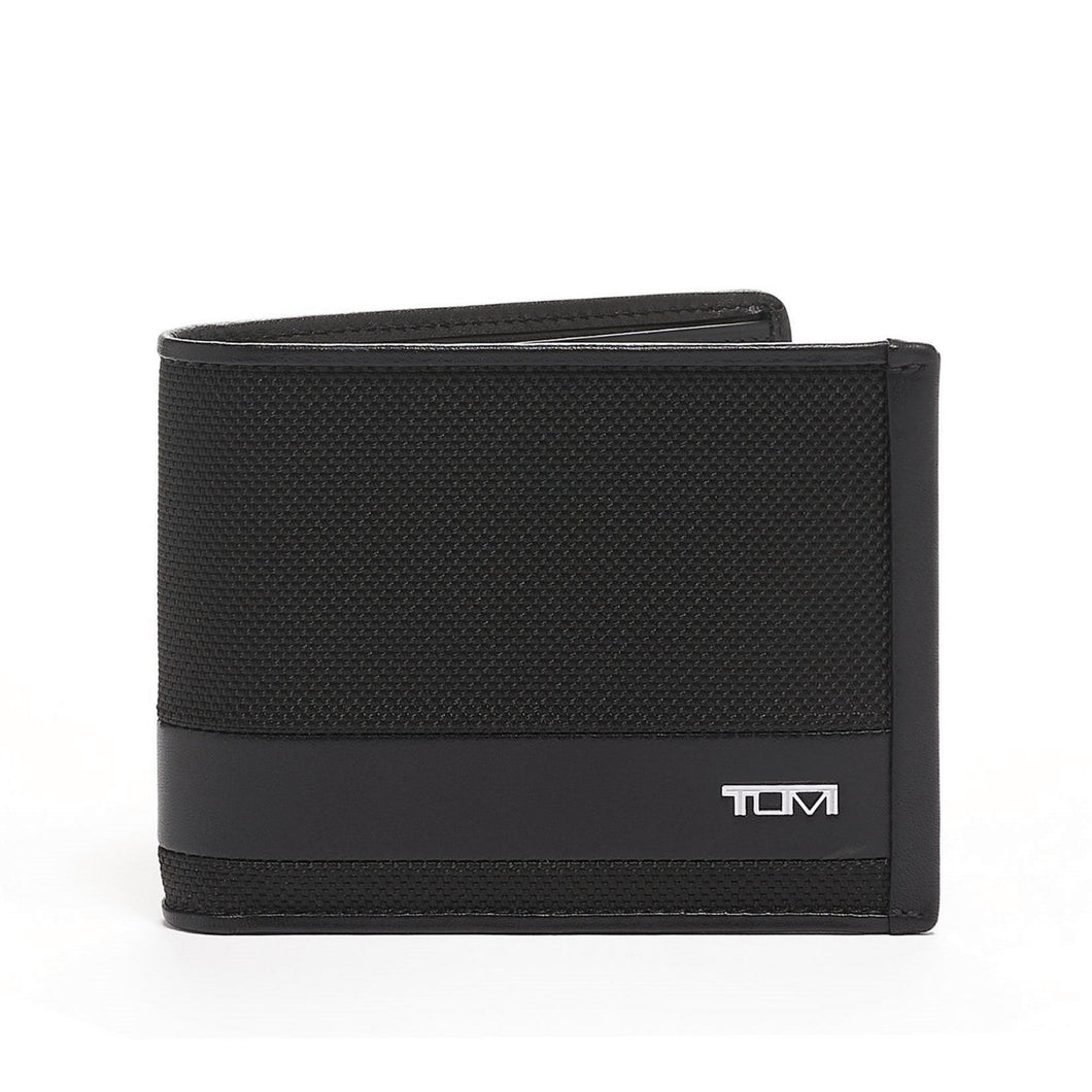 Front panel view of the Passcase. A small Tumi logo is placed on the bottom right.