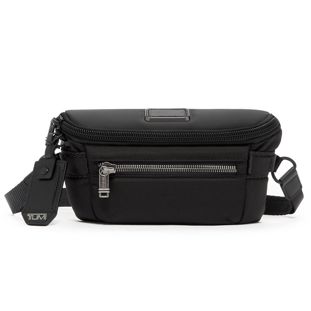 Front panel view of the waist pack. 