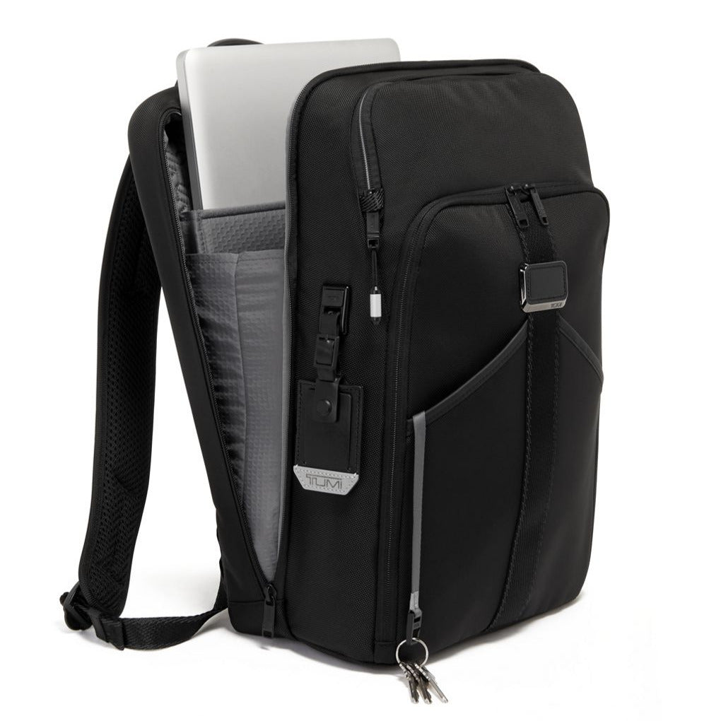 Tumi Esports Pro 17