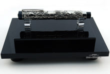 Load image into Gallery viewer, Urso Horse Old Style Silver Limited Edition Fountain Pen with Display
