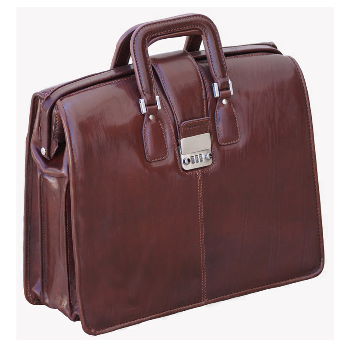 Vantaggio Hand Stained Italian Leather Lawyer s Brief Bag Airline Intl
