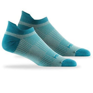 WRIGHTSOCK COOLMESH II BLISTER BLOCKING SOCKS in turquoise. 